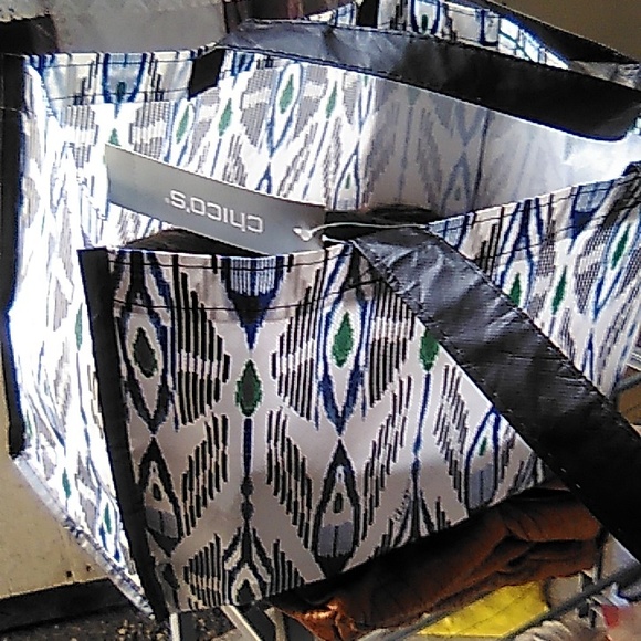 Peruvian Connection sweater. - Picture 16 of 17